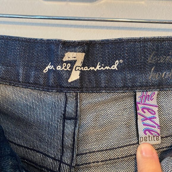 7 For All Mankind Denim Jean shorts - Picture 7 of 8